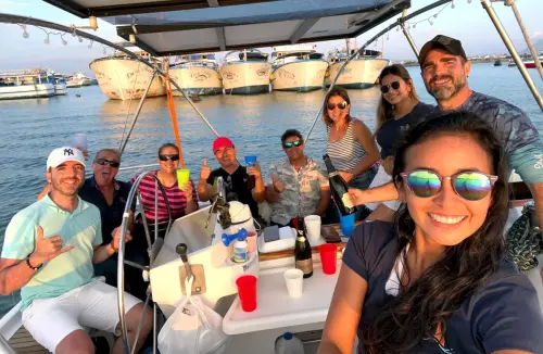 presentacion-barco-velero-rockola-manta-ecuador